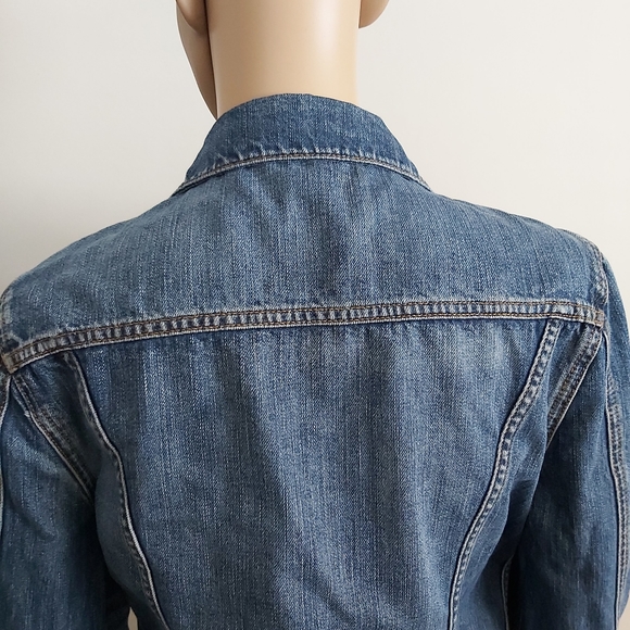 Aritzia Talula blue denim crop jean jacket - Picture 8 of 14